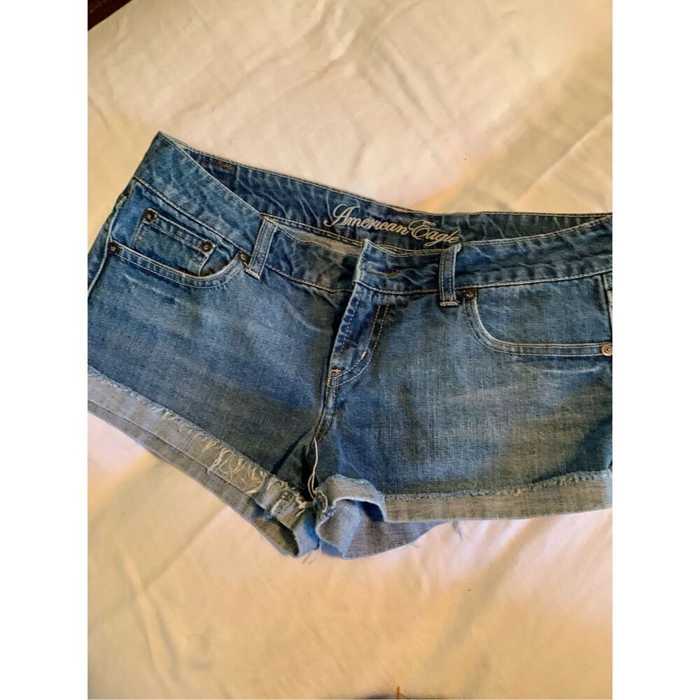 American Eagle Outfitters Women's Blue Denim Shorts